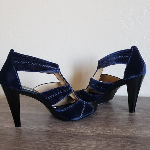 Michael Kors Berkley Velvet T-Strap Heels Admiral Blue Size Women's 10 Zippered - Picture 9 of 12